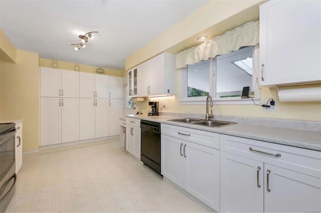5 of 46 - 3060 George St, Duncan, BC