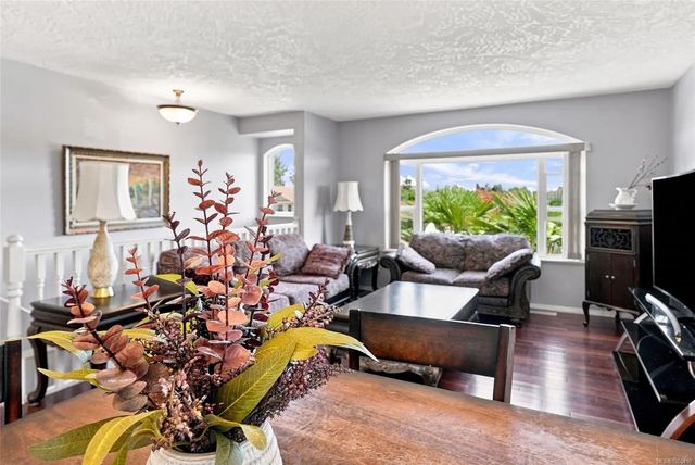 4 of 74 - 6075 Brickyard Rd, Nanaimo, BC