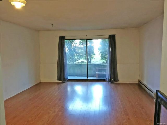 5 of 15 - 900 Tolmie Ave 111, Victoria, BC