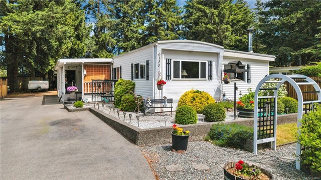 2 of 48 - 6130 Pine Ridge Cres, Nanaimo, BC