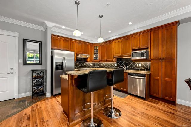 4 of 52 - 3666 Royal Vista Way 511, Courtenay, BC