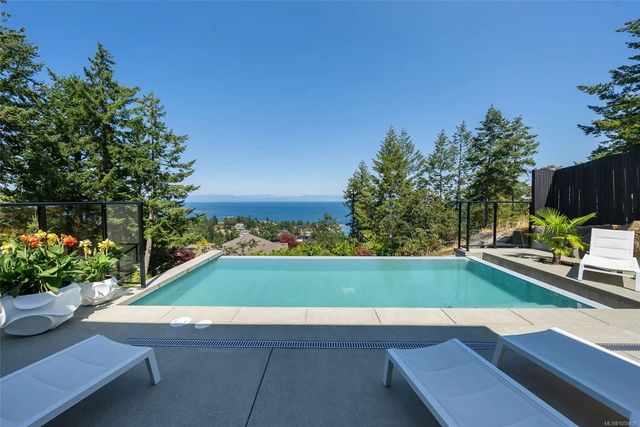 2 of 42 - 2080 Rolston Pl, Nanoose Bay, BC