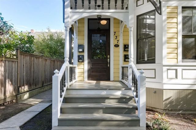 5 of 81 - 737 Vancouver St, Victoria, BC