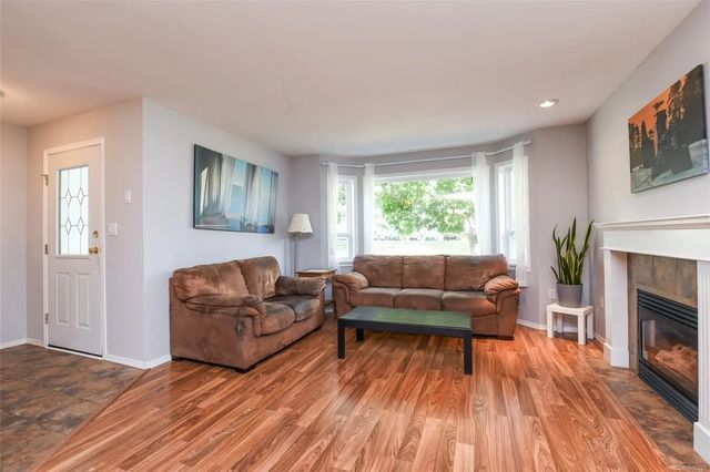 4 of 50 - 2233 Bolt Ave, Comox, BC