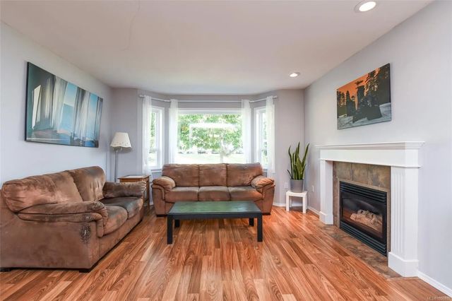 5 of 50 - 2233 Bolt Ave, Comox, BC
