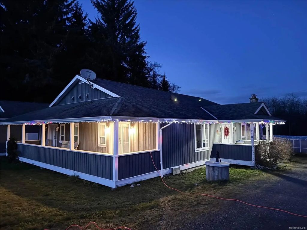 210 Poplar Rd, Alert Bay