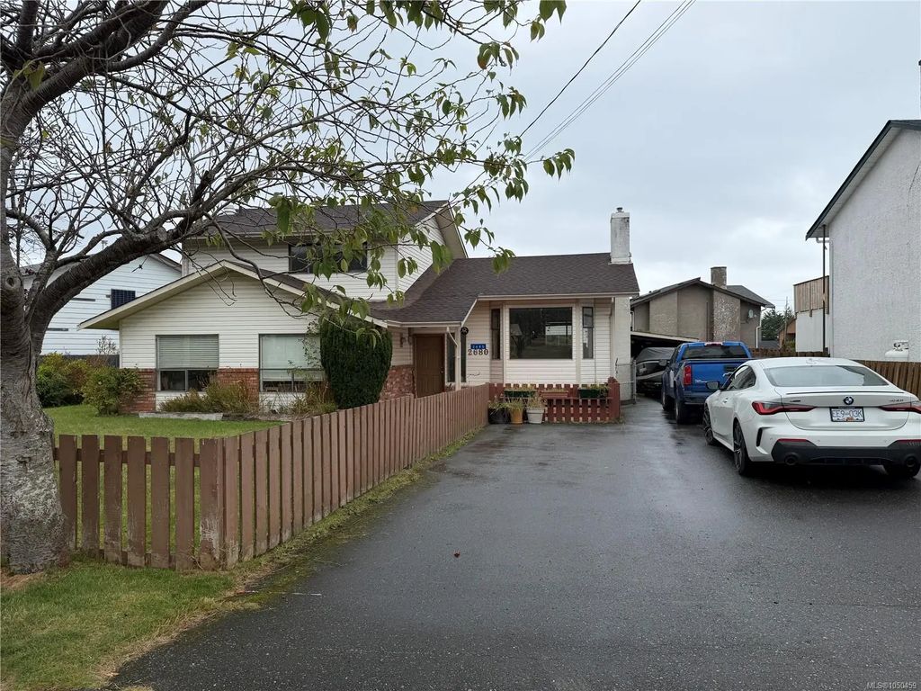 2680 Kingcome Pl, Port McNeill