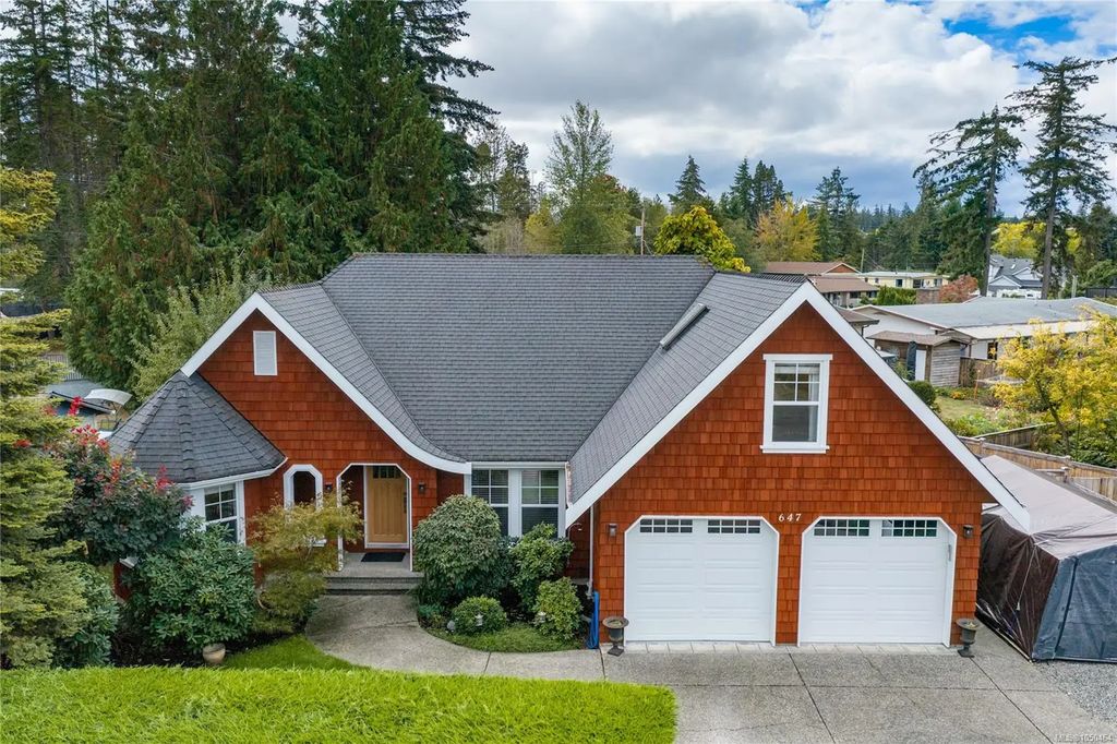 647 Temple St, Parksville