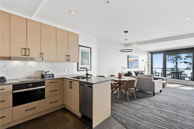 3 of 27 - 596 Marine Dr 315, Ucluelet, BC