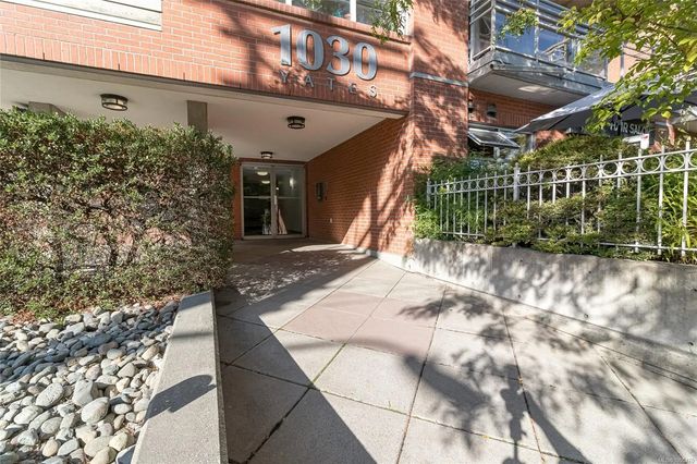 3 of 41 - 1030 Yates St 505, Victoria, BC