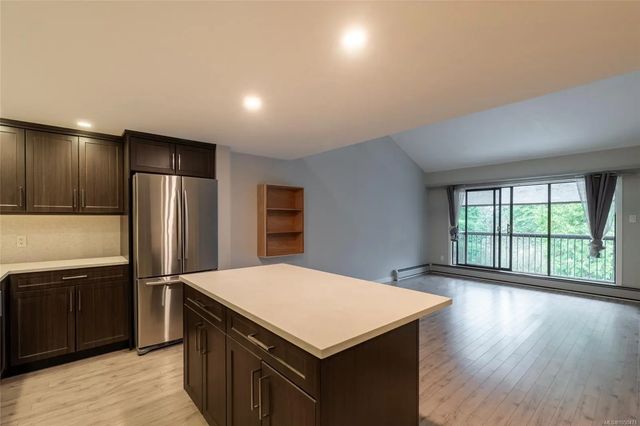 5 of 32 - 1005 Mckenzie Ave 408, Saanich, BC