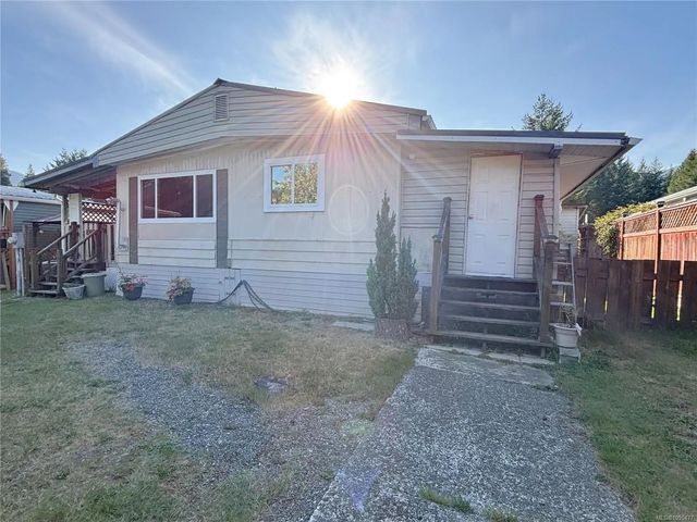 2 of 25 - 603 Conuma Dr, Gold River, BC