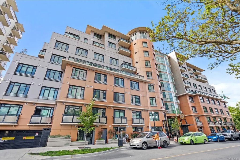 1029 View St 427, Victoria