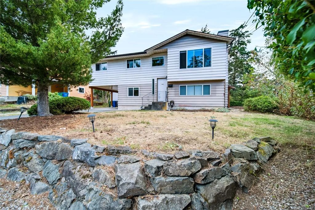 3161 Marion Way, Nanaimo