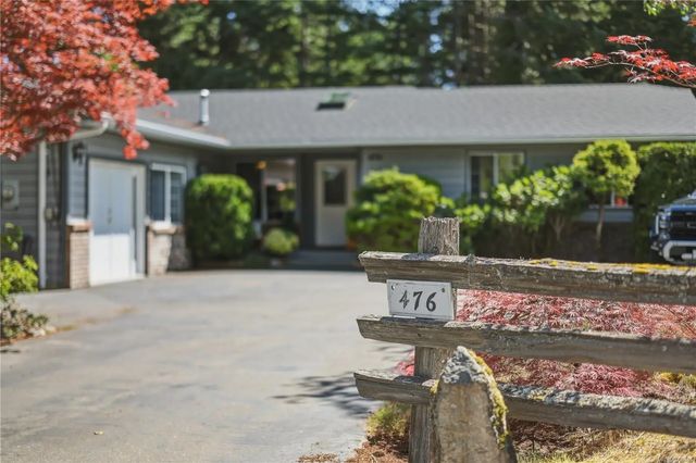 2 of 38 - 476 Qualicum Rd, Qualicum Beach, BC