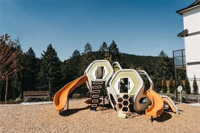 2 of 25 - 2811 Constellation Ave, Langford, BC