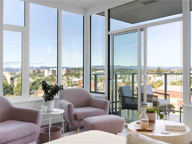 5 of 34 - 60 Saghalie Rd 604, Victoria, BC