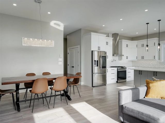 5 of 40 - 2431 Azurite Cres, Langford, BC