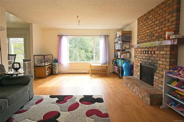 5 of 37 - 577 Sixth St 22, Nanaimo, BC