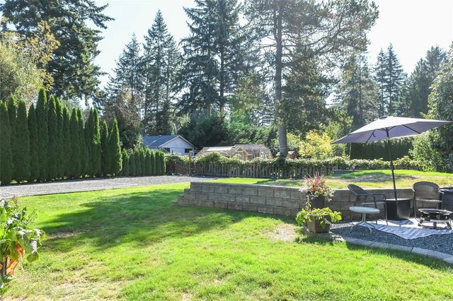 4 of 53 - 1530 Grayling Dr, Comox, BC