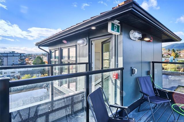3 of 16 - 45 Haliburton St 304, Nanaimo, BC