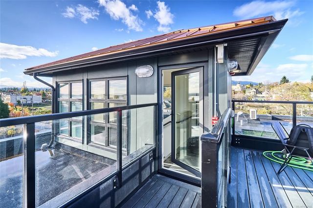 3 of 21 - 45 Haliburton St 407, Nanaimo, BC