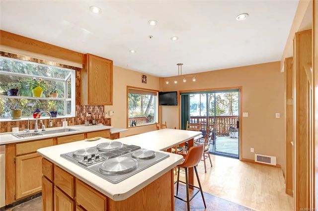 4 of 82 - 4845 Brenton Page Rd, Ladysmith, BC