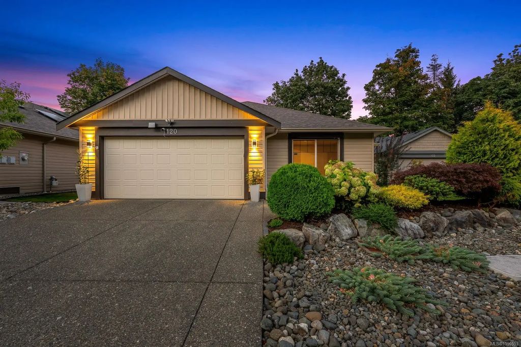 2205 Robert Lang Dr 120, Courtenay