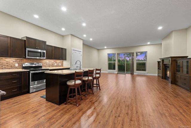 4 of 67 - 2205 Robert Lang Dr 120, Courtenay, BC