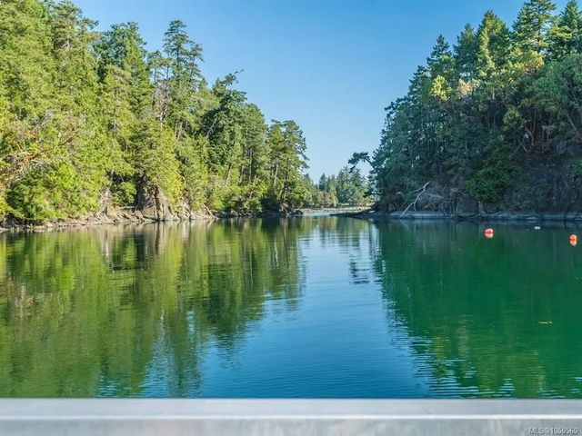 2 of 35 - 61 Spring Bay Rd, Lasqueti Island, BC