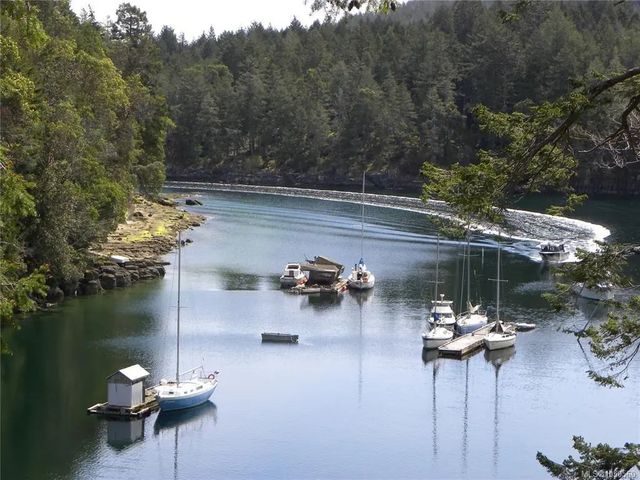 3 of 35 - 61 Spring Bay Rd, Lasqueti Island, BC