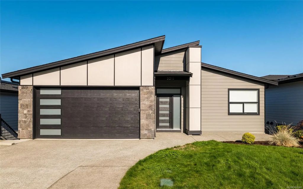 3211 Woodrush Dr, Duncan
