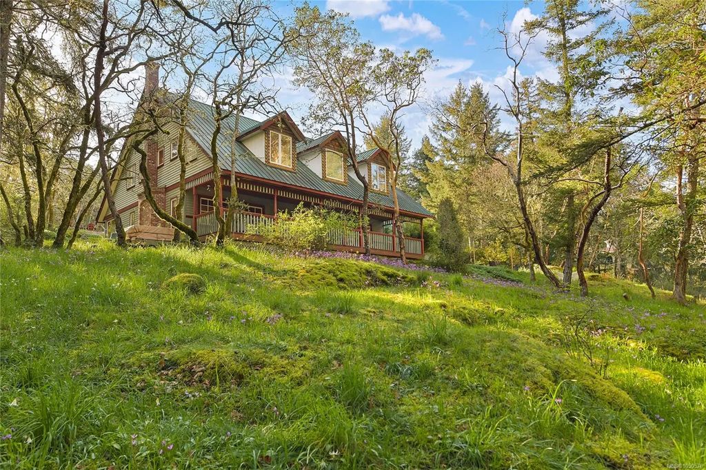 4836 Spring Rd, Saanich