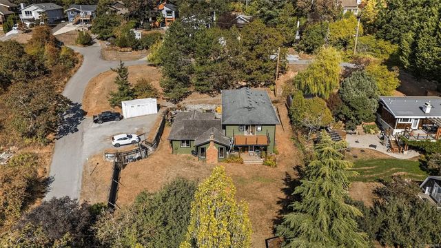 5 of 39 - 1321 Prillaman Ave, Saanich, BC