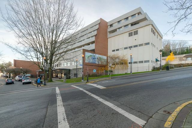 5 of 71 - 13 Victoria Cres, Nanaimo, BC