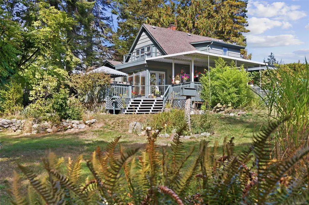 1719 Centennial Ave E, Comox