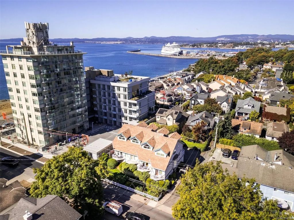 20 Menzies St 2, Victoria