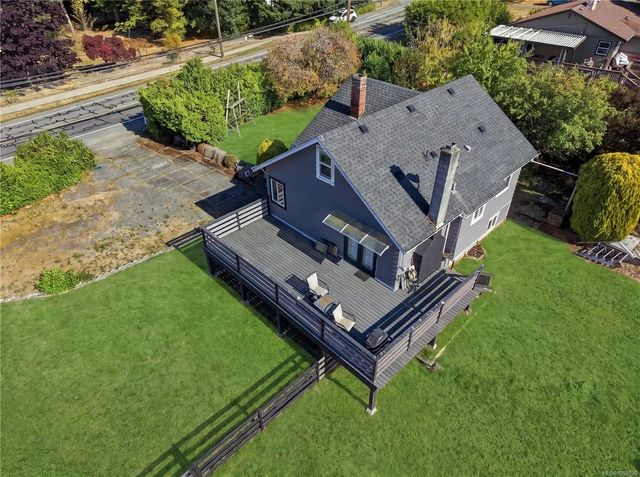 3 of 37 - 7261 Lantzville Rd, Lantzville, BC