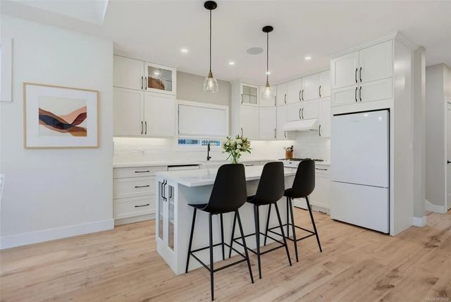 3 of 33 - 1159 Sluggett Rd, Central Saanich, BC