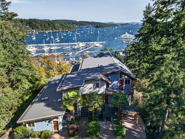2 of 34 - 118 Rainbow Rd A-g, Salt Spring, BC