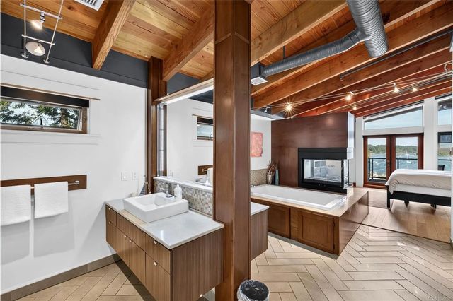 5 of 34 - 118 Rainbow Rd A-g, Salt Spring, BC