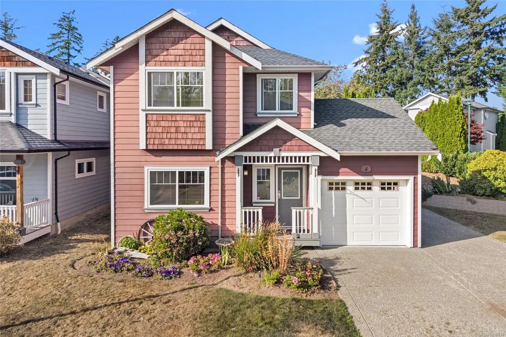 4 Newstead Cres, View Royal