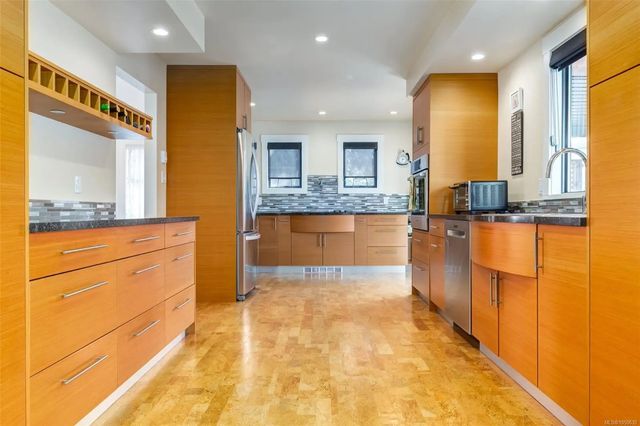 3 of 78 - 10870 Olsen Rd, Saltair, BC