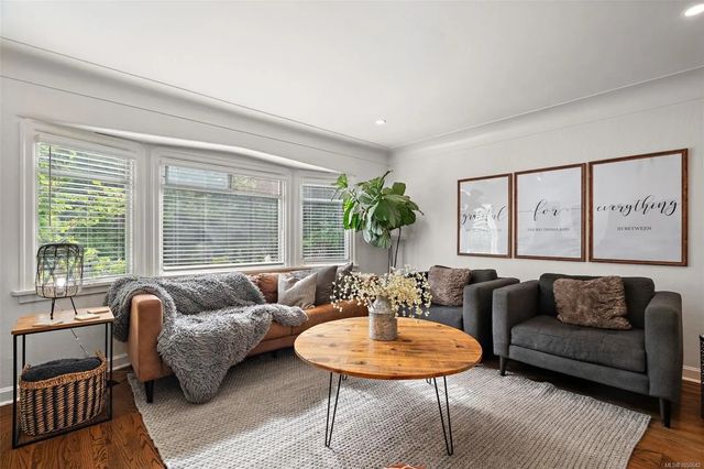5 of 54 - 970 Bank St, Victoria, BC