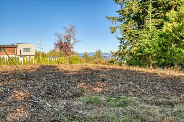 2 of 11 - 7195 Rupert St, Port Hardy, BC