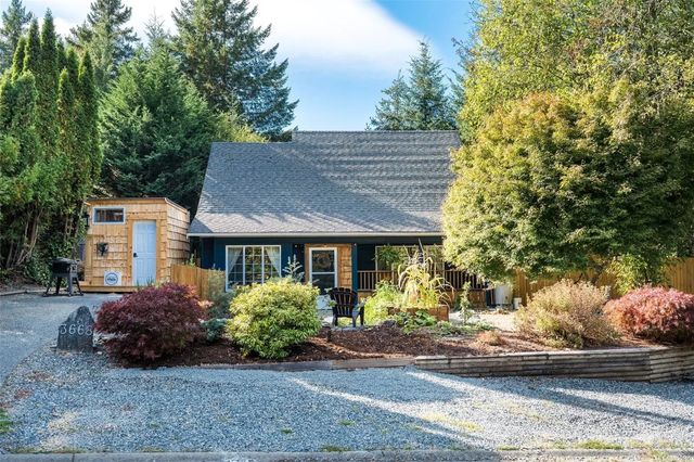 2 of 49 - 3668 Princess Ave, Cobble Hill, BC