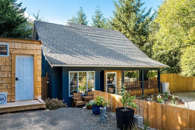 5 of 49 - 3668 Princess Ave, Cobble Hill, BC