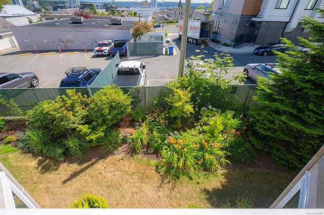 4 of 32 - 240 Milton St 305, Nanaimo, BC