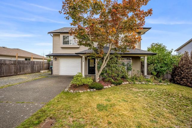 2 of 31 - 948 Brooks Pl, Courtenay, BC