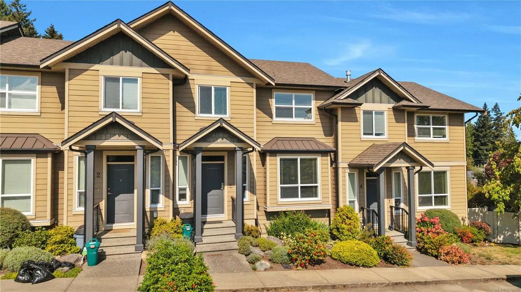 3101 Cliffs Rd 3, Duncan